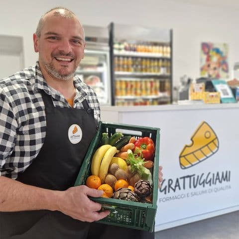 Titolare con cassetta Cortobio